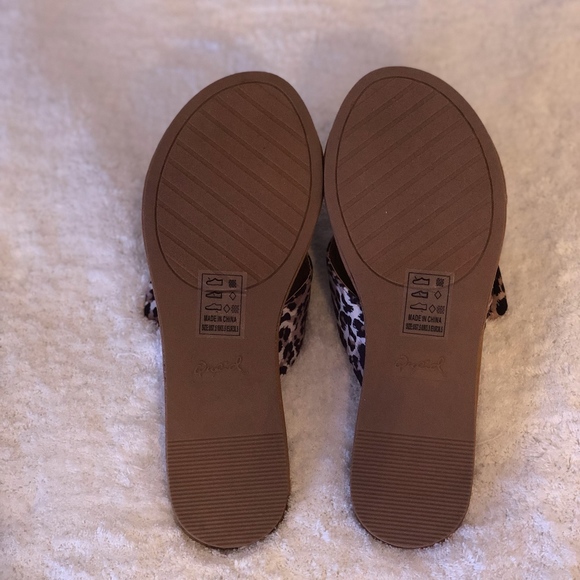 Qupid Leopard Suede Knotted Sandals - Picture 6 of 7